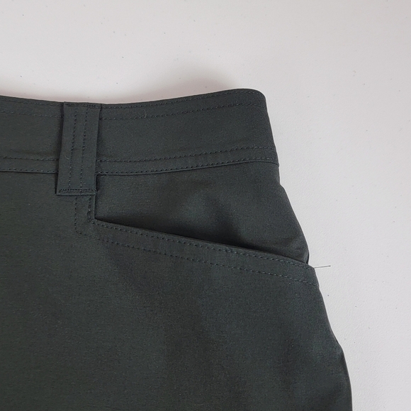 Eddie Bauer Black Adventurer 2.0 Active Hiking Skirt/Skort Sz 12 - Picture 8 of 14